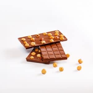 Tavoletta al cioccolato al latte con nocciole